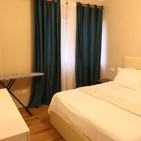 Апартаменты Costa Del Sol Дуррес