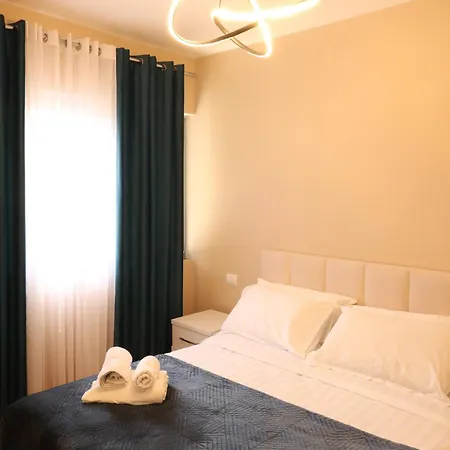 Costa Del Sol Apartment Durres